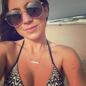 Meet your Posher, Traci